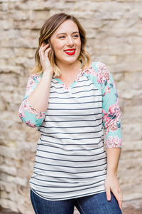 Mint Floral 3/4 Sleeve V-Neck