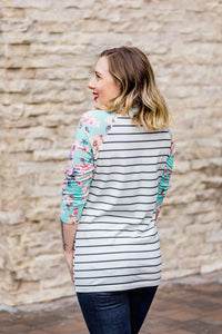 Mint Floral 3/4 Sleeve V-Neck