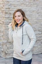 Load image into Gallery viewer, Ivory Quilted Snap Hoodie