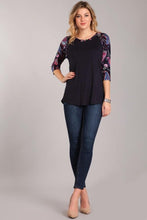 Load image into Gallery viewer, Paisley Delight Reglan Tee
