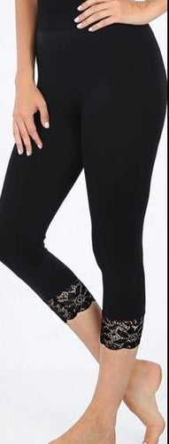 Lace Trim Seamless Leggings in Black
