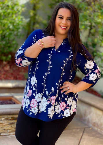 Coming Up Floral 3/4 Tunic in Navy