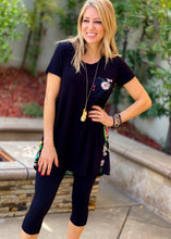 Load image into Gallery viewer, Daisy Mae Short Sleeve Tunic