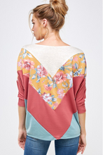 Load image into Gallery viewer, Totally Florally You 3/4 Sleeve Top