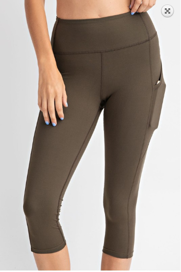 Yoga-na Love These Capri Leggings in Olive