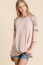 Load image into Gallery viewer, Back To Beauty 3/4 Sleeve Twist Top