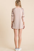 Load image into Gallery viewer, Back To Beauty 3/4 Sleeve Twist Top