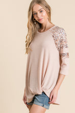 Load image into Gallery viewer, Back To Beauty 3/4 Sleeve Twist Top