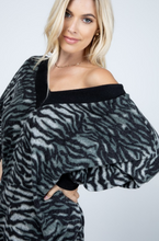 Load image into Gallery viewer, Can’t Hold Me Back Sweater