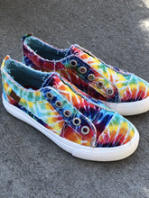 Load image into Gallery viewer, Toddler and Kids Tie Dye tennies