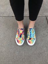 Load image into Gallery viewer, Blowfish tie dye woman&#39;s tennis shoe