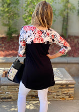 Load image into Gallery viewer, Garden Gal 3/4 Sleeve Top