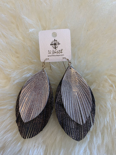 Leather silver and black earring