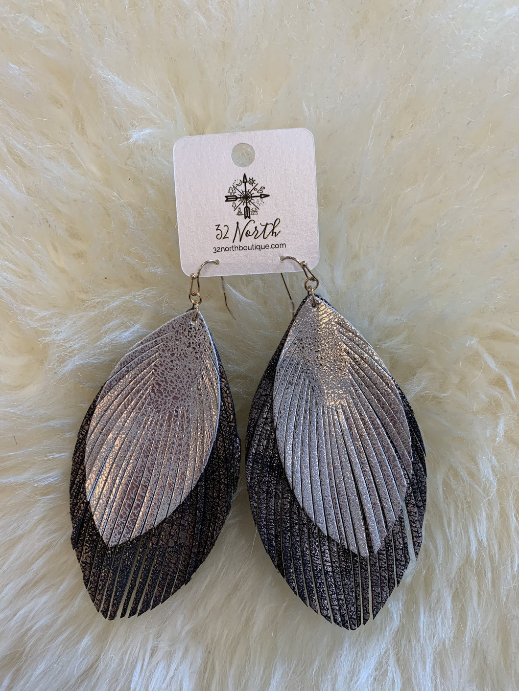 Leather silver and black earring