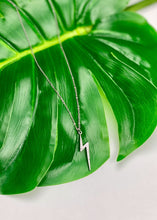 Load image into Gallery viewer, In A Flash Necklace