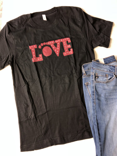 Paw print LOVE  graphic tee