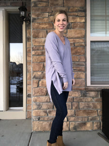 V-NECK CENTER SEAM SWEATER- ash purple