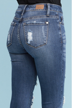 Load image into Gallery viewer, Snakeskin Patched Judy Blue Skinnies