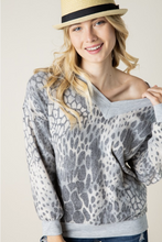 Load image into Gallery viewer, Independent Woman Sweater