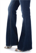 Load image into Gallery viewer, Carolina Boot Cut Kan Can Jeans