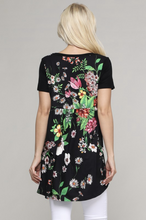 Load image into Gallery viewer, Daisy Mae Short Sleeve Tunic