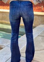Load image into Gallery viewer, Extra Flare Kan Can Jeans